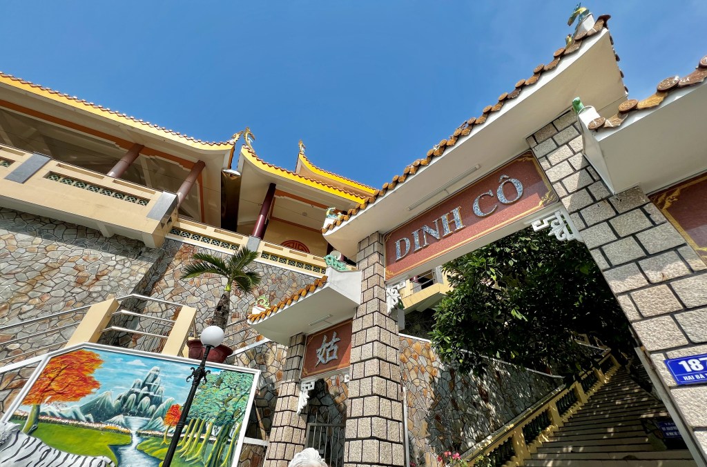 the symbols of Dinh Co